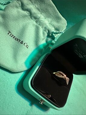 Tiffany & Co. Gold and Diamond Infinity ring